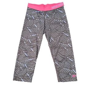 Nike Pro Dri-Fit Women’s Training Capri Leggings